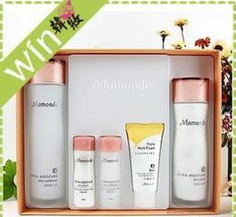 一站式采购指南 如何寻找优质的化妆品套装批发与供应信息